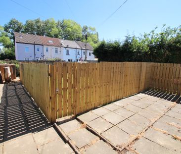 Commore Drive, Knightswood, Glasgow - Photo 2