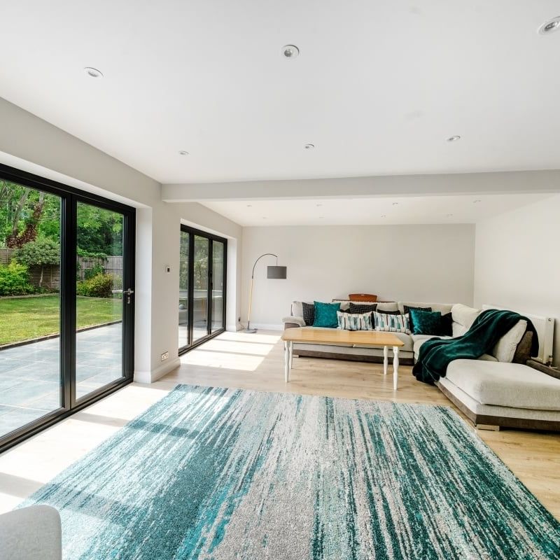 5 bedroom detached house to rent - Photo 1