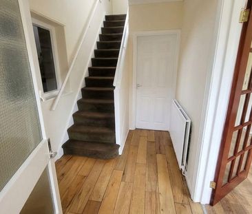 3 bedroom semi-detached house to rent - Photo 4