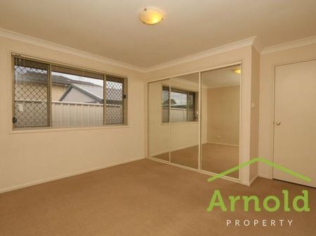 Low Maintenance 3 Bedroom House - Photo 5