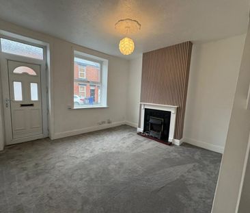 2 bed Terraced - To Let - Photo 2