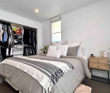 Three bedroom home for rent! - Photo 4