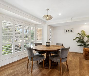 Outdoor kitchen. Pool. Built for weekends. - Photo 3
