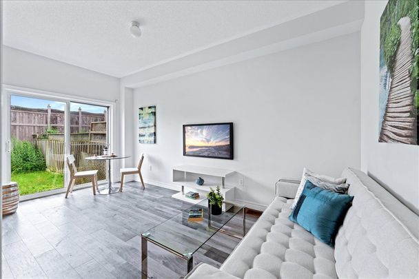 For Lease - 50 Pearcey Crescent, Barrie, Ontario - Photo 1