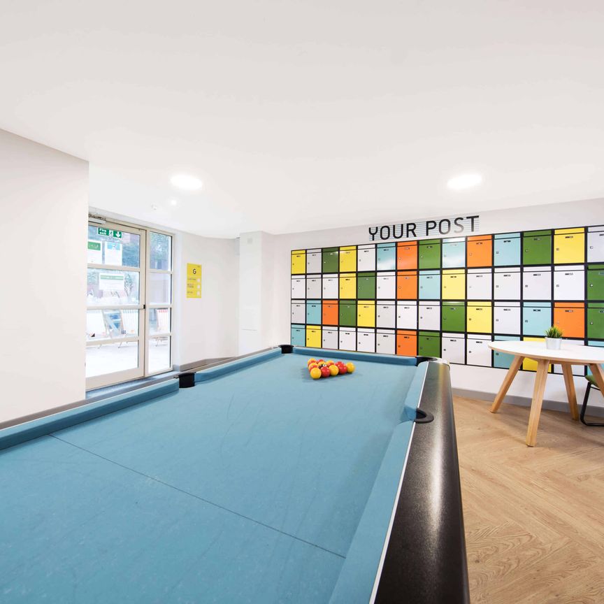 Extra Large Standard Double Ensuite - Photo 1