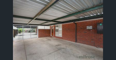 Charming Family Living in a Prime Werribee Location! - Photo 2