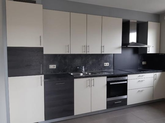 Appartement te huur - Photo 1