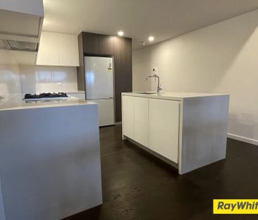 Oversized Furnished 3-Bedroom + Study | Level 3, Light-Filled & Modern - Photo 6