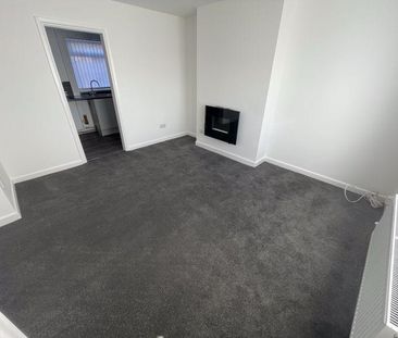 2 bedroom semi-detached house to rent - Photo 1