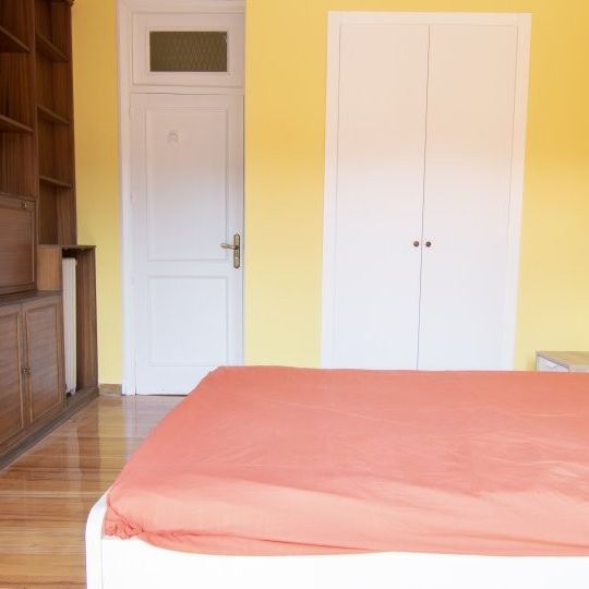 madrid, Community of Madrid 28028 - Photo 1