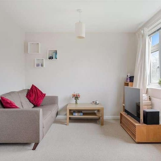 Temple Court, Temple Road, Epsom, KT19 - Photo 1