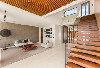 6 bedroom luxury Villa for rent in Nueva Andalucia, Andalusia