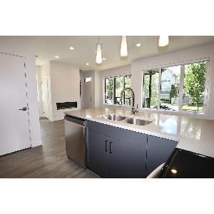 3 Bed 3.5 Bath Townhouse For Rent Near University Whyte Ave - Photo 3