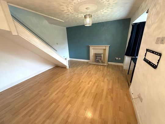 2 bedroom end of terrace house to rent - Photo 1