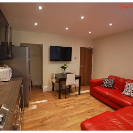 153 Whitham Road, Broomhill - Photo 1