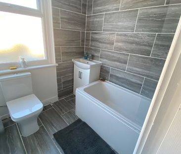 Room in a Shared House, Datchet Road, SE6 - Photo 5