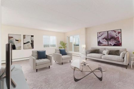 Viking Arms — 2 Bedroom - Photo 2