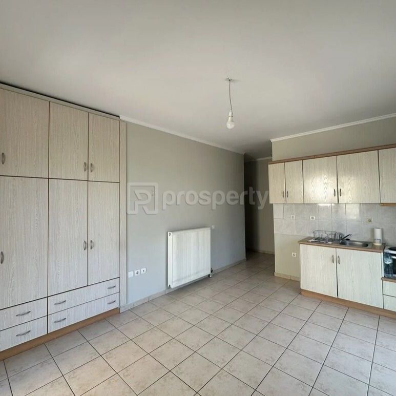 Studio/Γκαρσονιέρα για ενοικίαση Νόρμαν (Πάτρα) - Photo 1