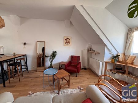 Location Appartement 1 pièce 30m² - Photo 2