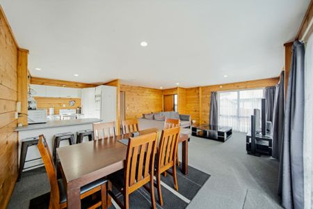 Spacious on Cargill - Photo 4