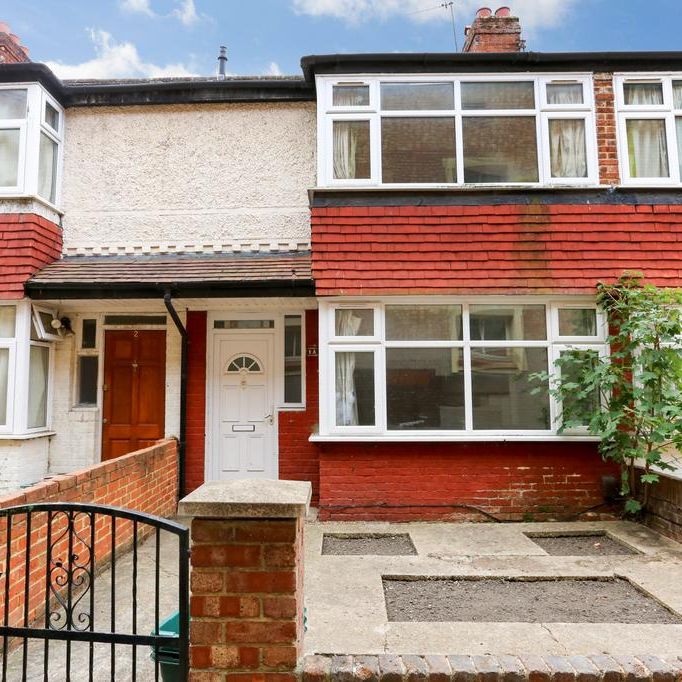 4 bedroom terraced house to rent - Photo 1