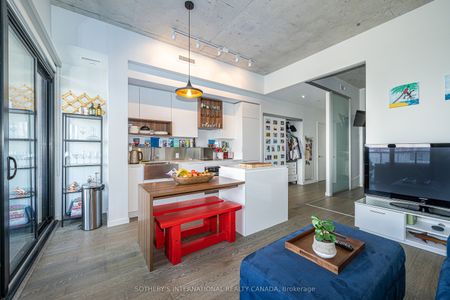 383 Sorauren Lofts , #807 - Photo 4