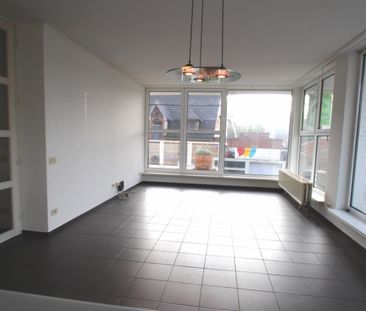 Gezellig appartement met twee slaapkamers in hartje Beveren! - Photo 2