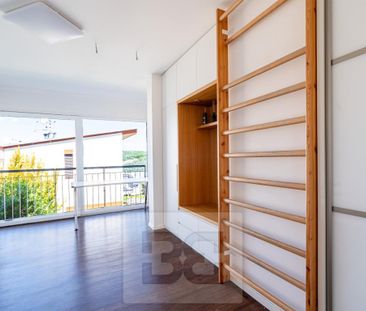 Pronájem bytu 3+kk 70 m2 - Fotografie 2