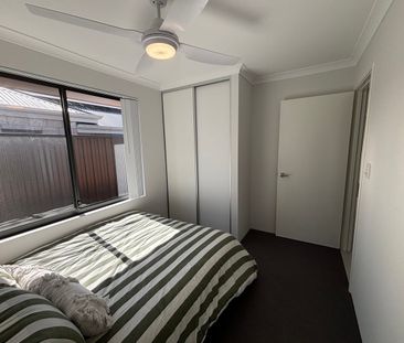 Furnished property ready and waiting for new tenants! - Photo 4