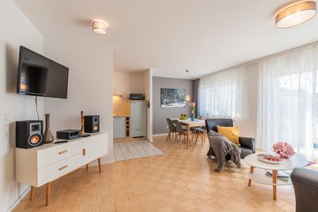 City-Residence: Moderne gemütliche 2-Zimmer Wohnung Balkon und Tiefgaragenplatz, fußläufig zum Main - Photo 3