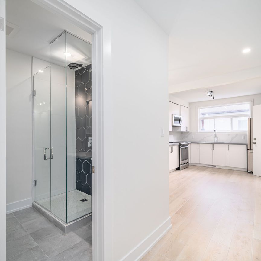 For Lease - 13 Mansfield Avenue Unit# 2, Toronto, Ontario - Photo 1
