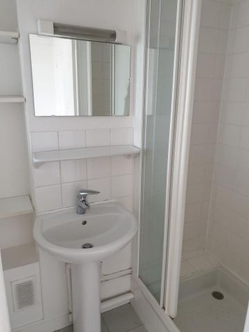 Location Appartement 1 pièce 27m² CLERMONT FERRAND 63000 - Photo 5