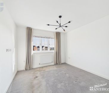 4 bedroom detached house to rent - Photo 4