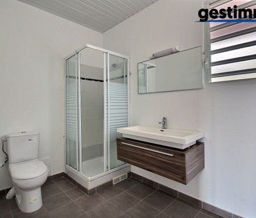 Location Maison 3 pièces 90m² REMIRE MONTJOLY 97354 - Photo 3