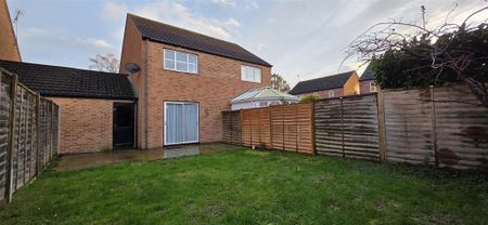 2 bedroom semi-detached house to rent - Photo 2
