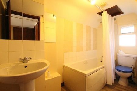 Studio to rent - Photo 5