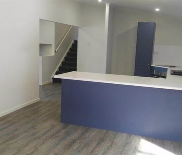 Spacious Four-Bedroom Home in Convenient Clontarf Location - Photo 4