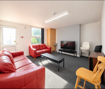 7 bedroom student house - Photo 1