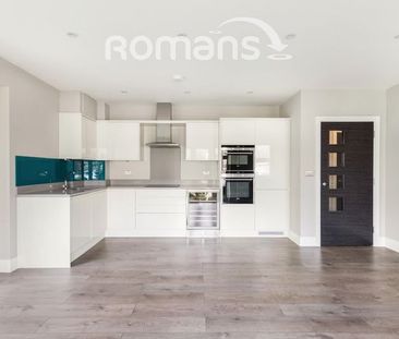 Corunna Court, Wellington Business Park, Crowthorne, RG45 - Photo 3