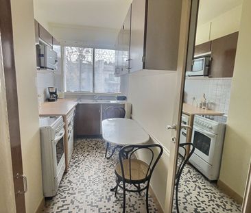 Location Appartement 2 pièces 47m² - Photo 4