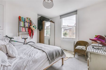 Bathurst Gardens, Queens Park, NW10, London - Photo 4