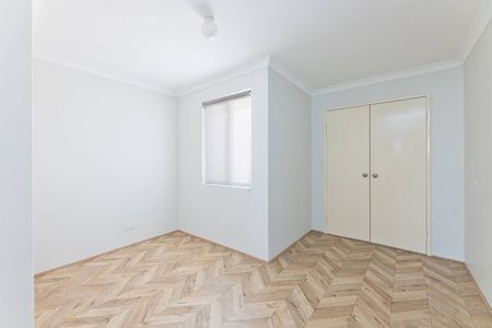 Osborne Park - Photo 2