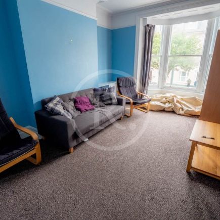 5 Bed - North Parade, Aberystwyth, Ceredigion - Photo 1