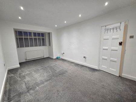 Brockhurst Road, Gosport - Photo 3