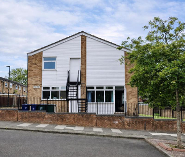 8 bedroom private hall to rent - Photo 6