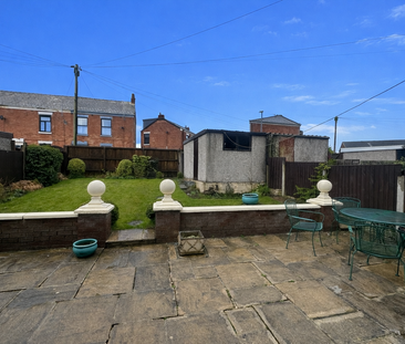 2 bedroom semi-detached bungalow to rent - Photo 6