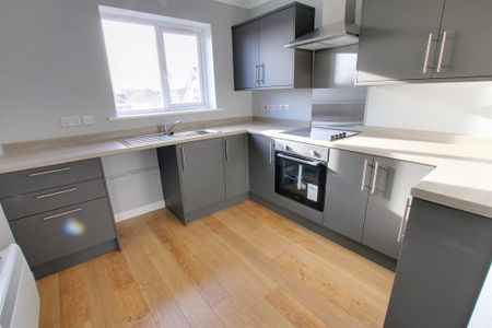 2 bedroom flat to rent - Photo 4