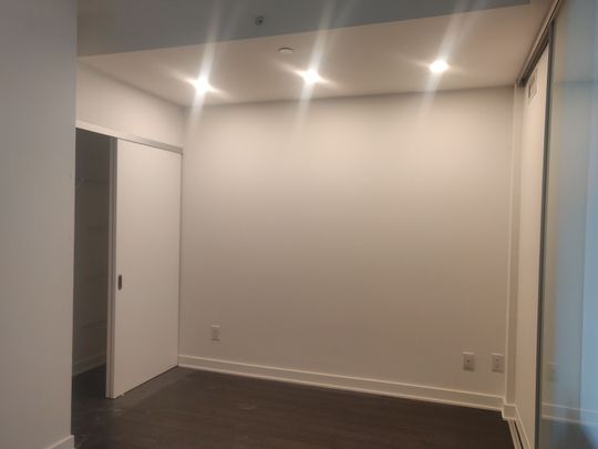 For Lease - 210 Simcoe Street Unit# 1212, Toronto, Ontario - Photo 1