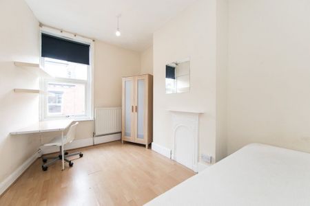 Norwood Road, Hyde Park, Leeds - Photo 3