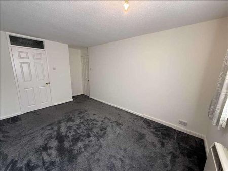 Wynfield Gardens, Birmingham, B14 - Photo 2